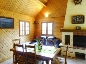 Maisons de vacances Wooden House by Beach near Barneville, cleaning included : photos des chambres