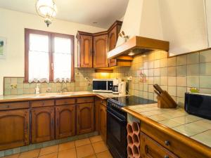 Maisons de vacances Noves Poolside Escape, cleaning included : photos des chambres
