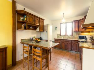 Maisons de vacances Noves Poolside Escape, cleaning included : photos des chambres