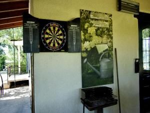 Maisons de vacances Holiday Home in Saint-Honore near Gorges, cleaning included : photos des chambres