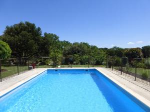 Maisons de vacances Charming Holiday Villa with Pool, cleaning included : photos des chambres