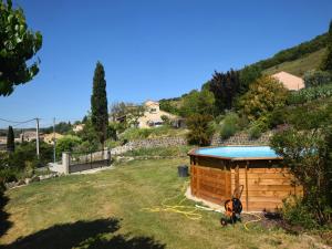 Maisons de vacances Relaxing Retreat in Saint-Pons, cleaning included : photos des chambres