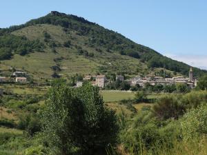 Maisons de vacances Relaxing Retreat in Saint-Pons, cleaning included : photos des chambres
