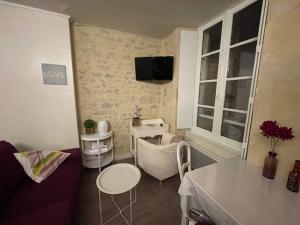 Appartements Modern Bayeux Hideaway, cleaning included : Appartement