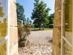 Maisons de vacances Cottage in Chaleix near Forest & Lake, cleaning included : photos des chambres