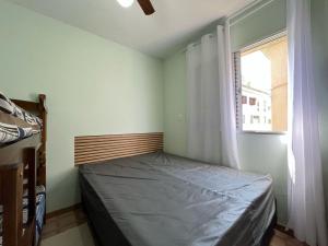 Ap Luz do Sol 200m Praia Enseada, FEIRINHA, aquário, 3 QUARTOS, garagem, WI-FI