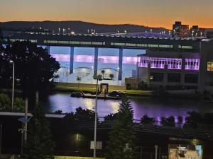 Bel Air Studio - River & MountainViews