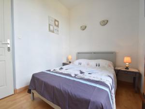 Maisons de vacances Modern holiday home in Crux-La-Ville with terrace : photos des chambres