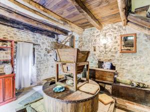 Cottage in Forcella near Waterfall & Lake, cleaning included