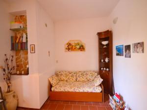 Holiday Home Steps from Beach, cleaning included