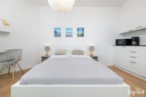 Apartment with sea view, cleaning included