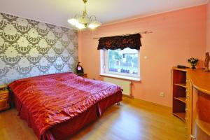 Comfortable house by the lake, Insko, cleaning included