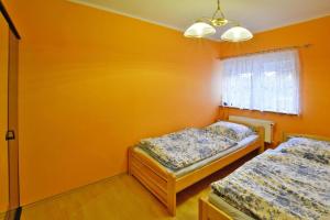 Comfortable house by the lake, Insko, cleaning included