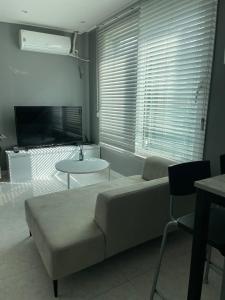 Bright Peaceful 1 BR apt Gangnamdaechi