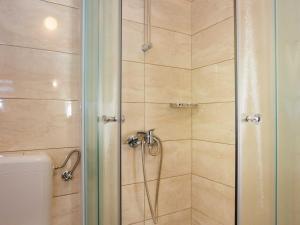 Beachfront Cozy Krk Apartment with Balcony - One Bedroom Apartment with Balcony