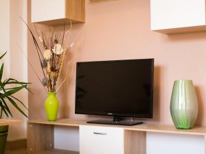 Refined and Timeless Krk Apartment with Terrace - Two Bedroom Apartment with Terrace