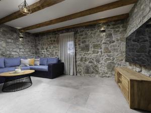 Luxury Krk Villa with Private Pool and Gardens - Three Bedroom Villa