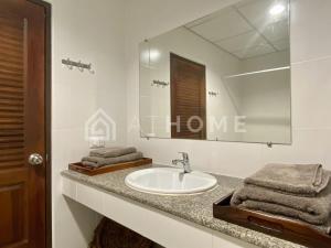 Sea view studio View Talay 7