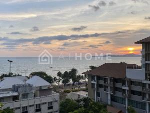 Sea view studio View Talay 7