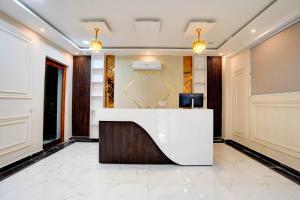 Hotel Relax Suites FNG Expresway 63 Noida
