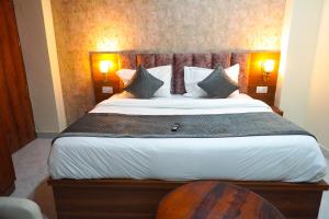 Hotel Relax Suites FNG Expresway 63 Noida