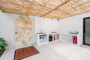 NEW! Villa Aurora - 4BR Villa in Kerobokan