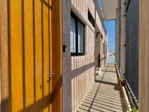 Loft a few blocks from the beach