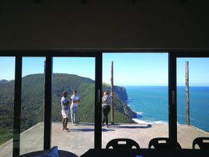 Sunrise On Sea Backpackers