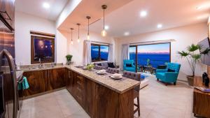 2-Bedroom Condo In The Heart of PV 501