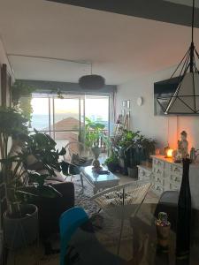 Amura, habitación privada