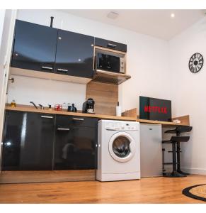 Duplex Saveria - Terrace - Netflix - Beach