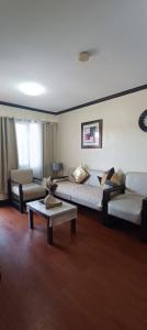 Cozy 2BR with FREE Pool beside SM City Mall