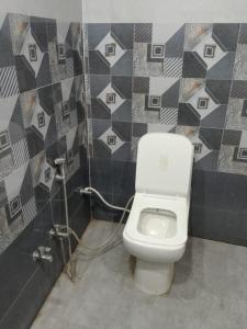 The NIRMALA PALACE 600 mitr only ram temple