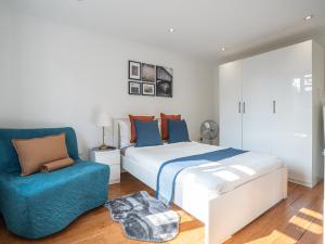 1 BR Flat At Plotseeker Short Term Rental London