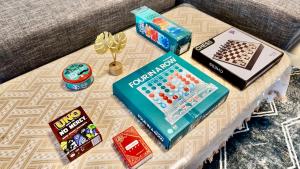 J&J Antipolo 2 Bedroom Condo with Nature View, Netflix, Karaoke, & Threadmill