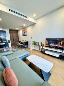 Lumiere Riverside Heera Stay Apartment