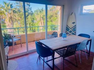 Maisons de vacances Les Palmiers - Saint Florent : photos des chambres