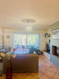 Maisons de vacances Les Palmiers - Saint Florent : photos des chambres