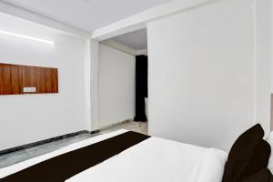 Hotel O Mayur Deluxe