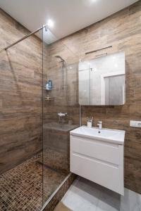 27 Pearl Cool Apartment