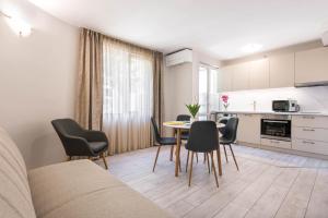 Varna Central Apartment & Studio