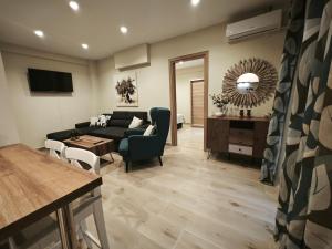 Sun And Roses Siviri