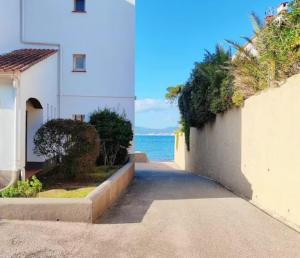 F2 tout confort, les pieds dans leau, PORTICCIO