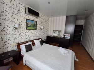 Panoramic view apartment Poznyaky