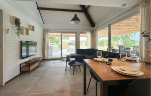 Stunning Home In Stavenisse