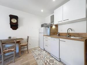 Appartements Le Lies - Appartement proche de la mer : photos des chambres