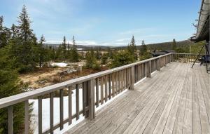 2 Bedroom Cozy Home In Sjusjøen
