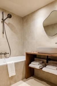Hotel & Restaurants - Maison Chabran
