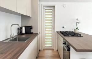 3 Bedroom Amazing Home In Oud Gastel