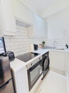 Chic Apartment E10